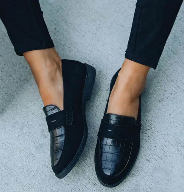 Functional Chic Slip-on Formal Croc-Detail Loafers for Women