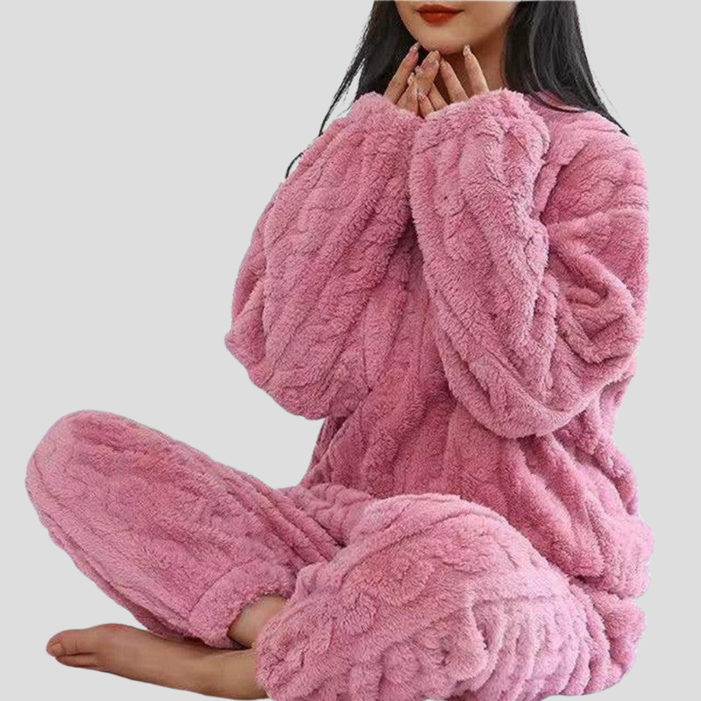 Women’s Warm Fleece Indoor Pajama Set for Colder Nights