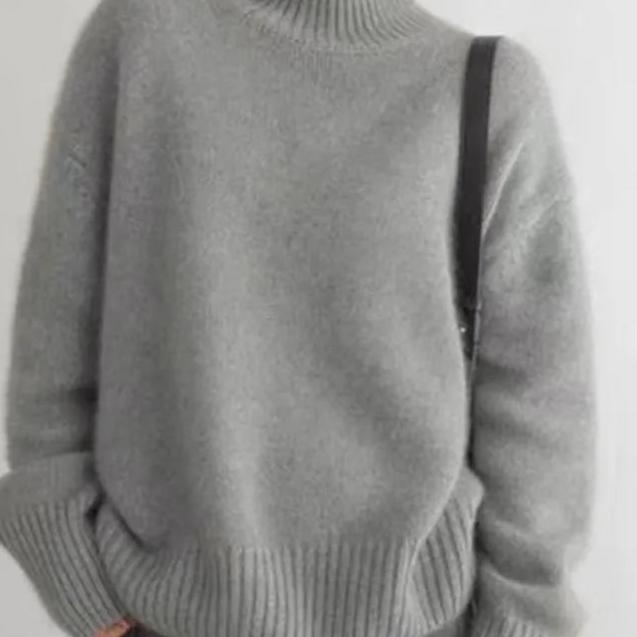 Women's Versatile Elegance Oversized Roll Turtleneck Cashmere Sweater